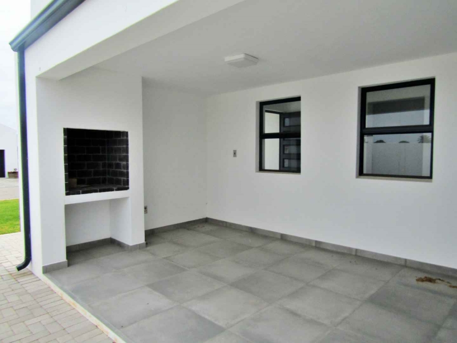 4 Bedroom Property for Sale in Shelley Point Western Cape